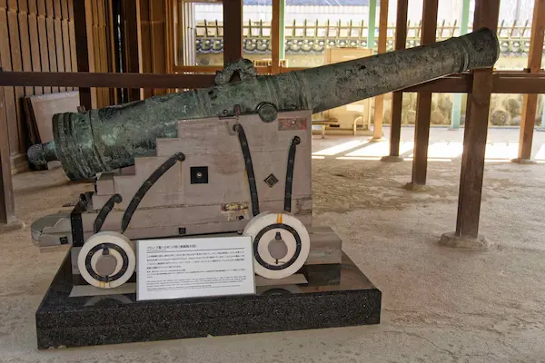 12 pound bronze cannon